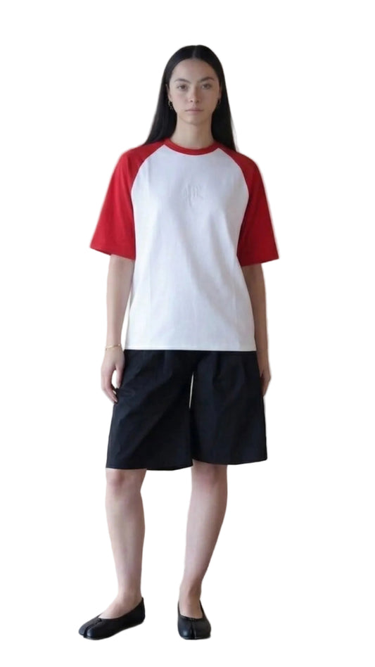 AMs red Raglan Tshirt